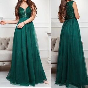 Ever Pretty Green Sleeveless Plunge Gown